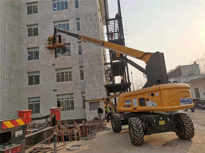 第一时间！服务在线遥控指挥设备转场 九游网页版·官方站入口无偿向邢台隔离点项目支援设备-3.jpg